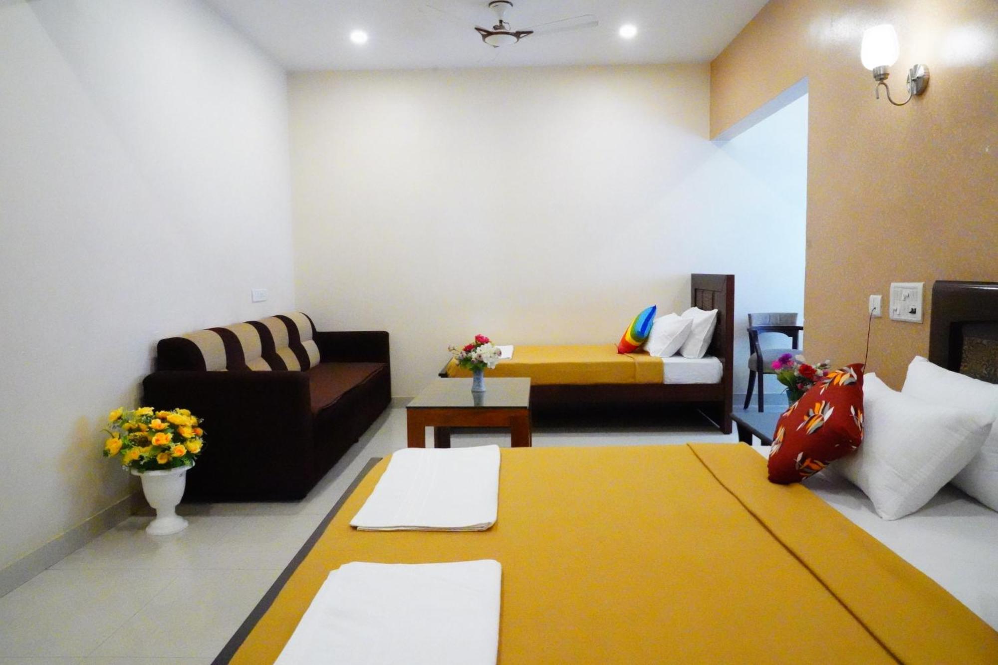 Vinayagam Residency Hotel Arcot Ngoại thất bức ảnh