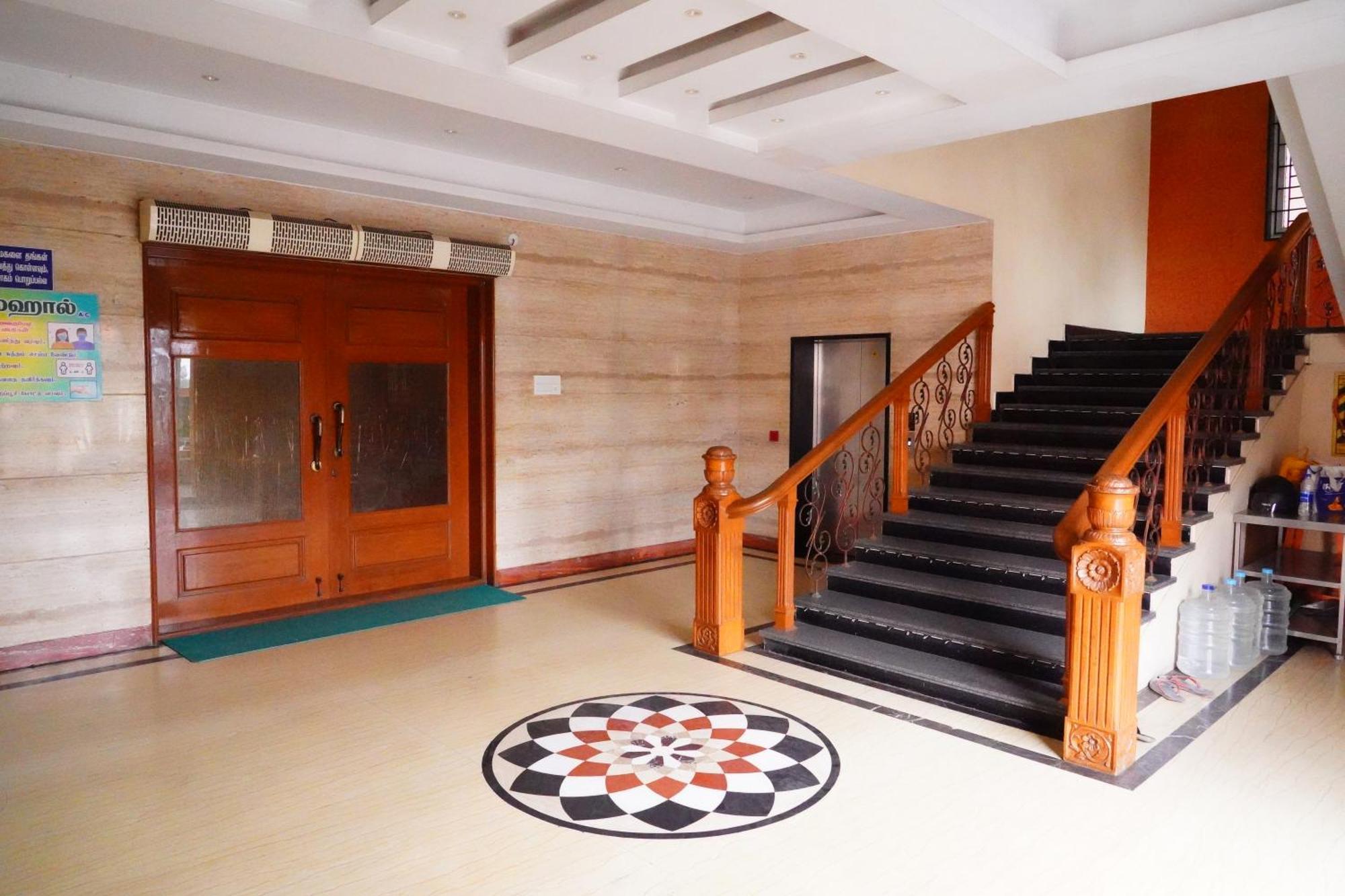 Vinayagam Residency Hotel Arcot Ngoại thất bức ảnh