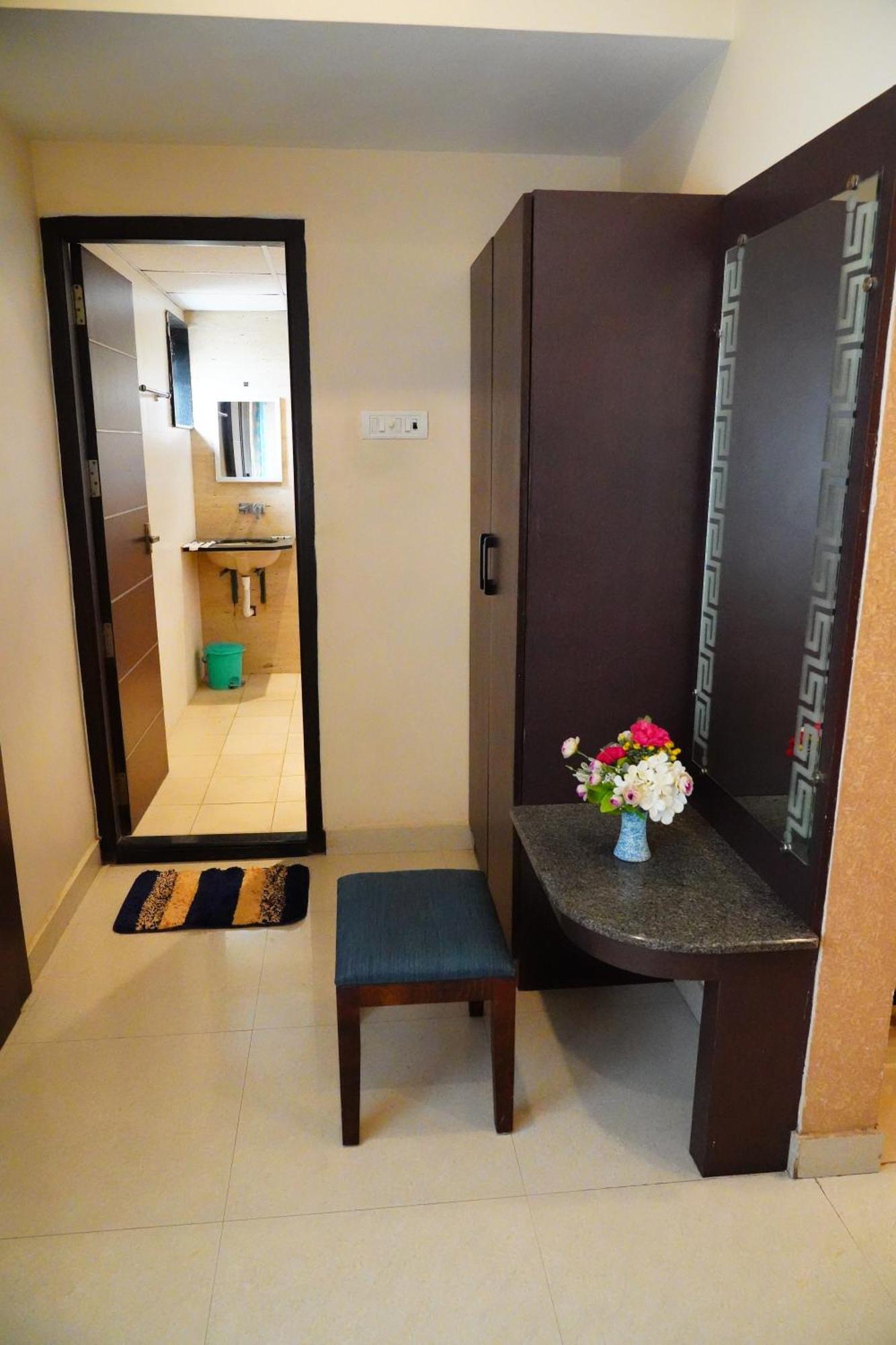 Vinayagam Residency Hotel Arcot Ngoại thất bức ảnh