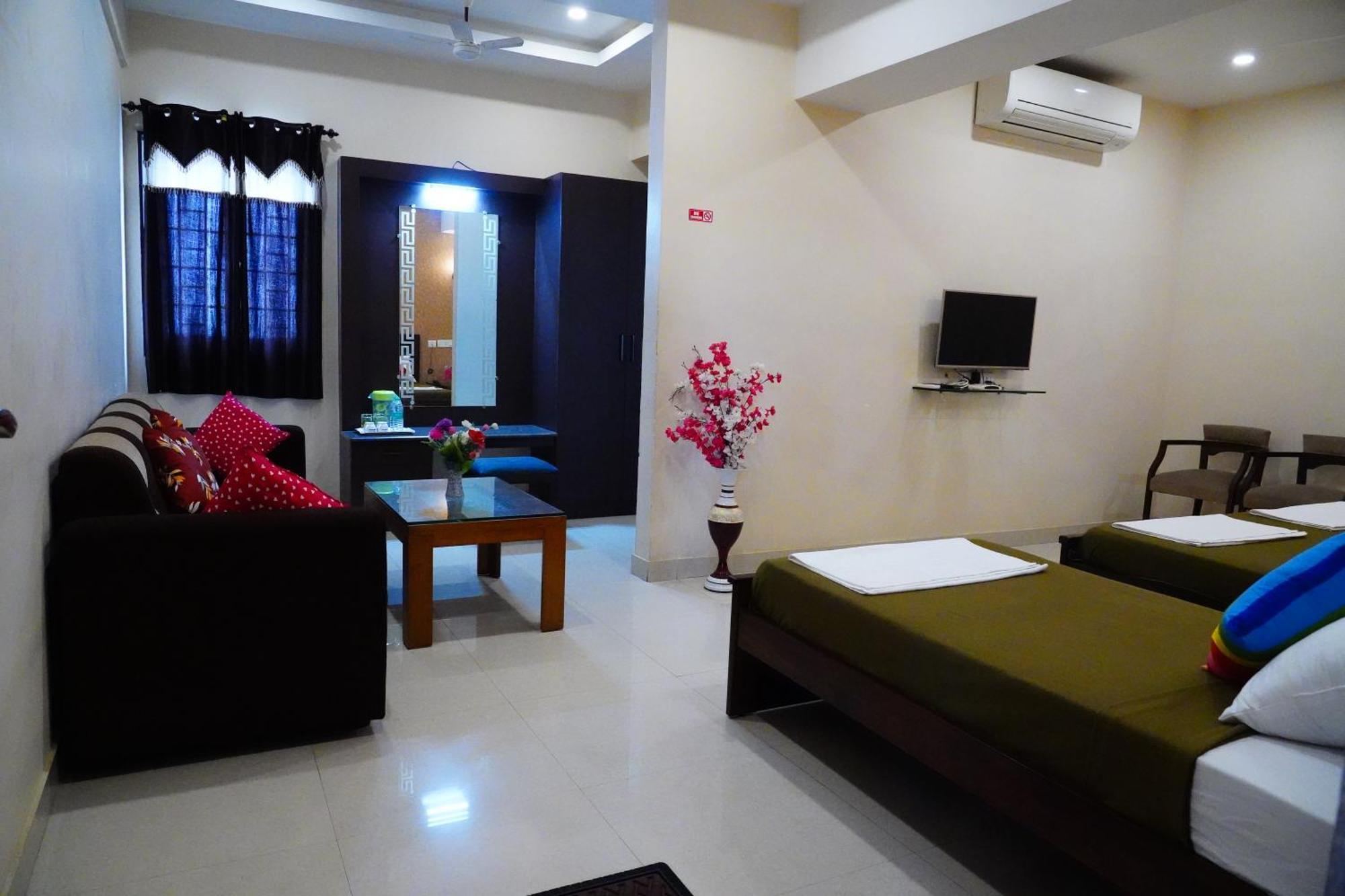 Vinayagam Residency Hotel Arcot Ngoại thất bức ảnh